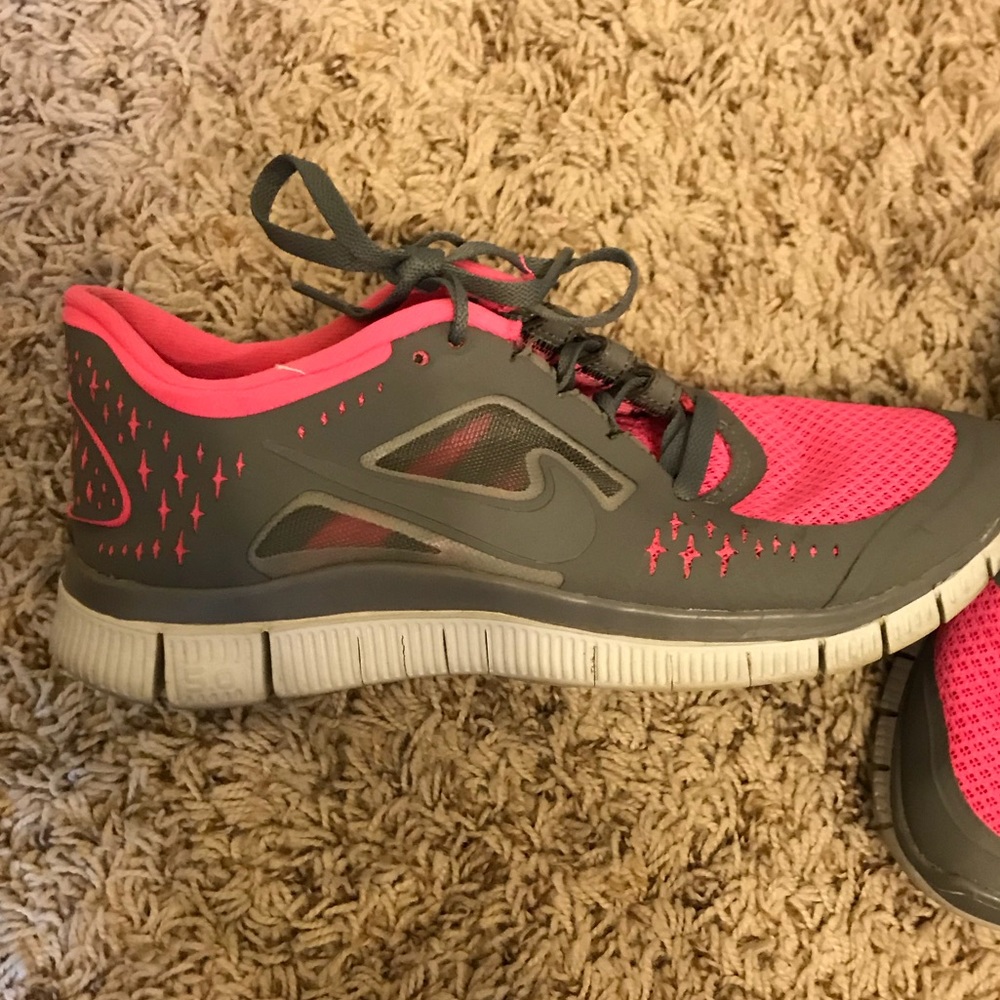 Nike Free Run, running shoes. Pink and Grey